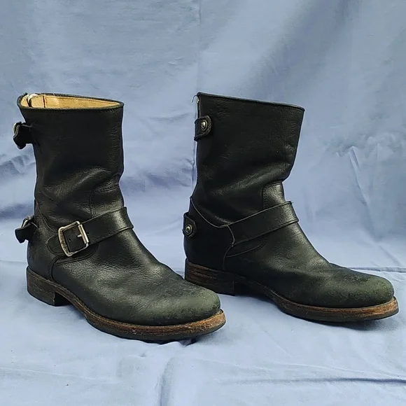 FRYE leather grungy original biker boots